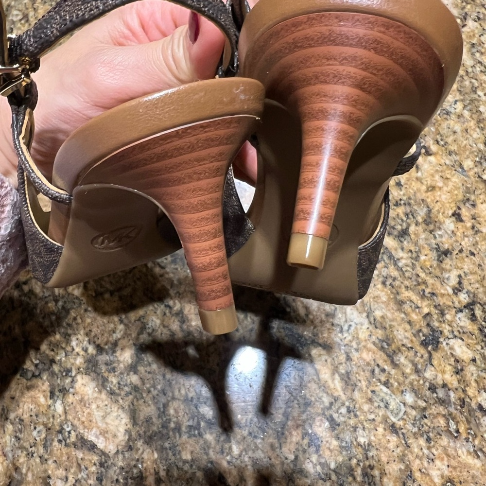 Michael kors Brown Slingback Heels - Picture 9 of 11